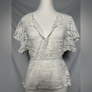 MUDD Y2K White Lace Synched Vneck Feminine Cottage Boho Short Sleeve Top Size M